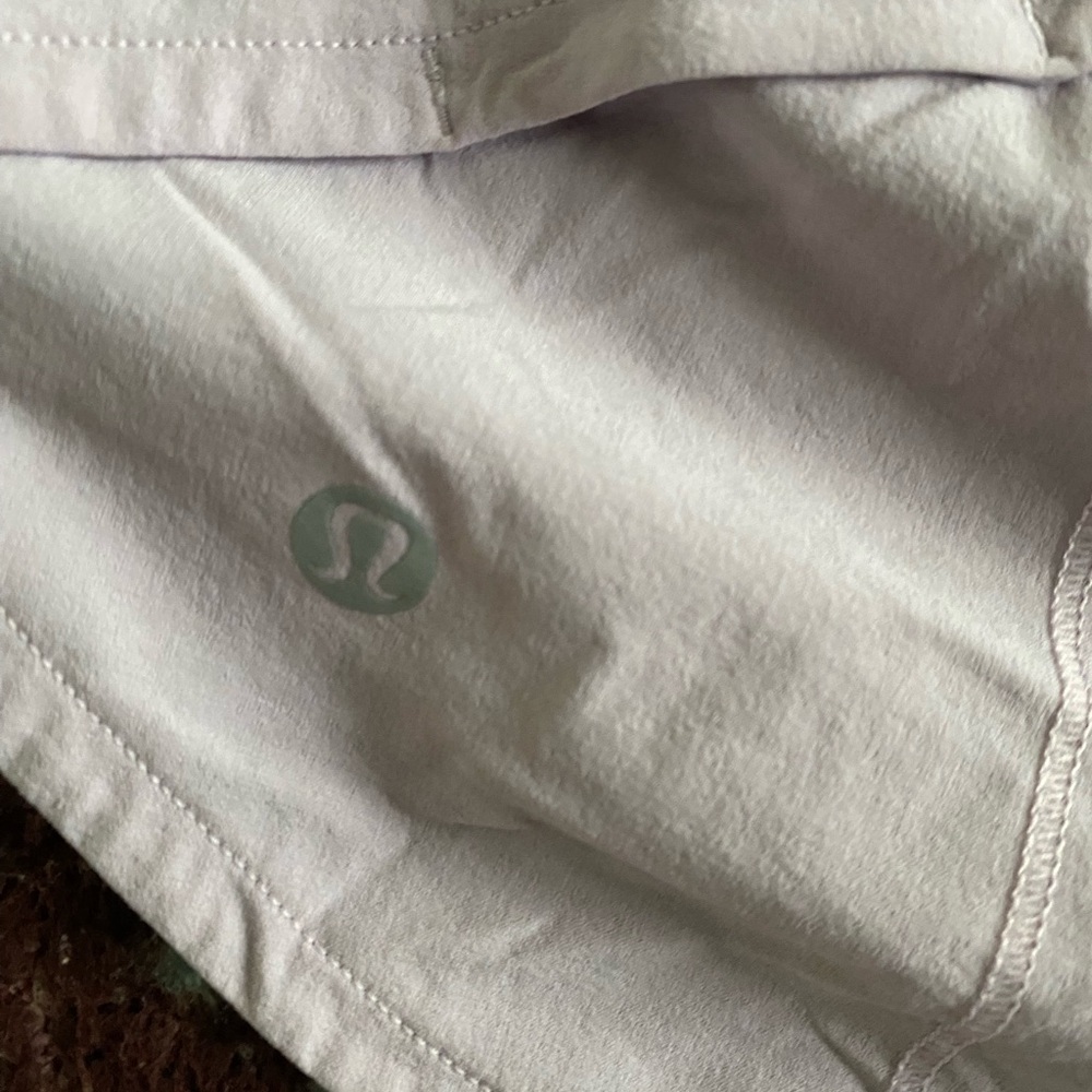 Lululemon Speed Shorts - Picture 3 of 4